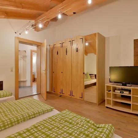 Kugl Apartment *